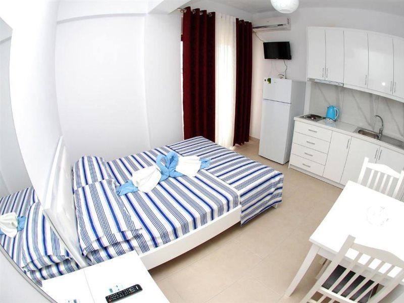 Apartment Renato Ksamil