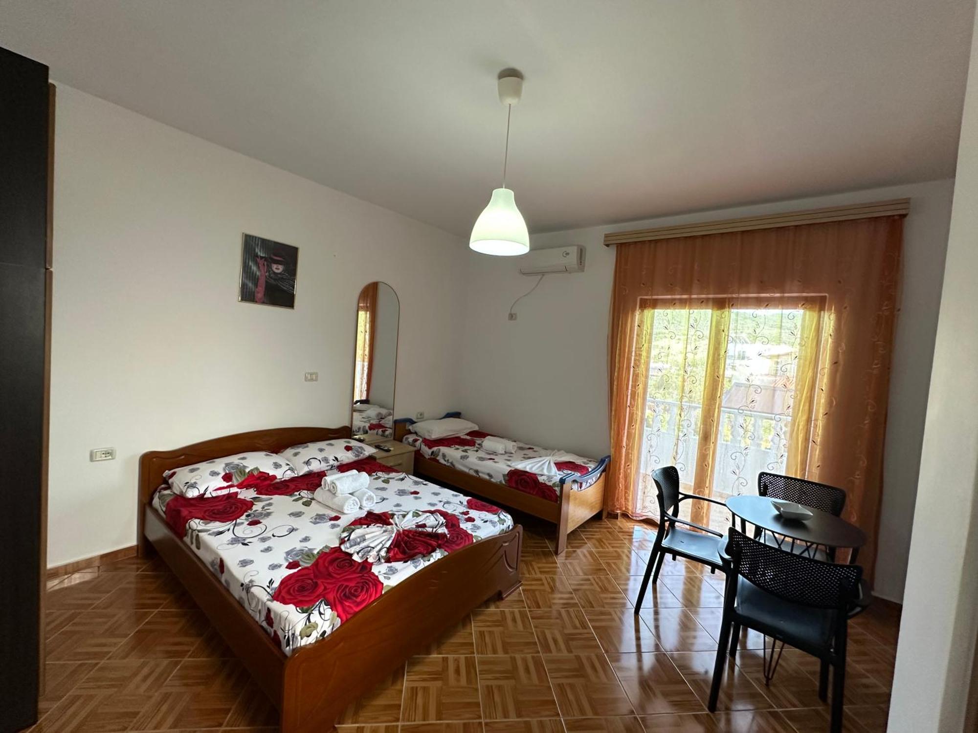 Renato Apartment *