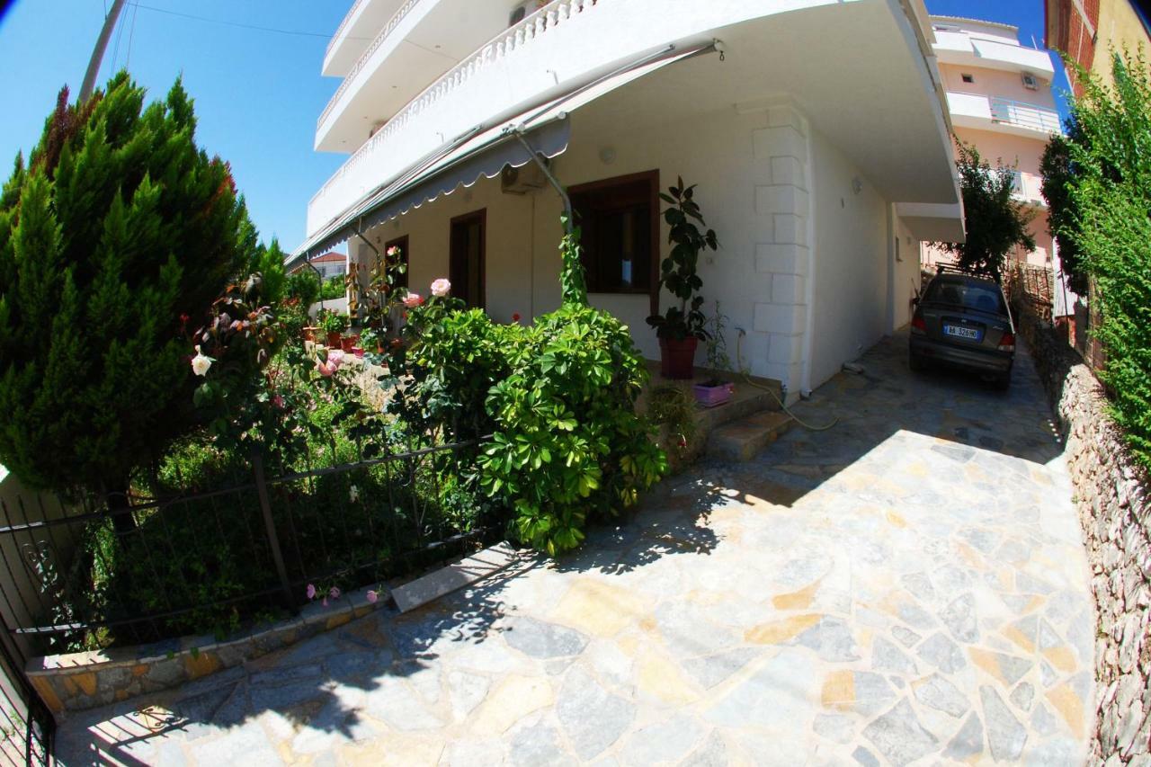 Renato Apartment